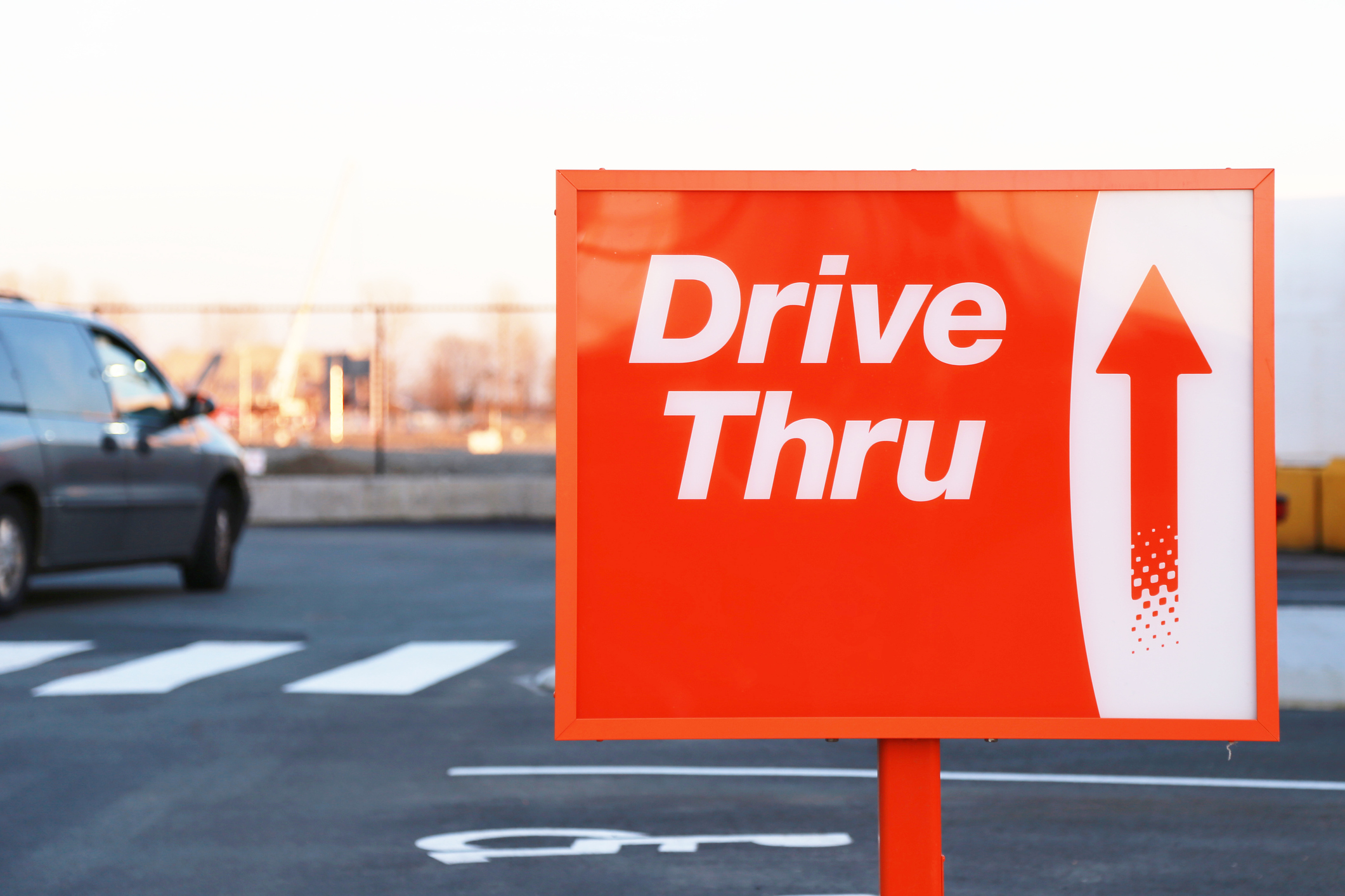 In the Fast Lane to Success: Discover How Brink POS Elevates the Restaurant Drive-Thru Experience